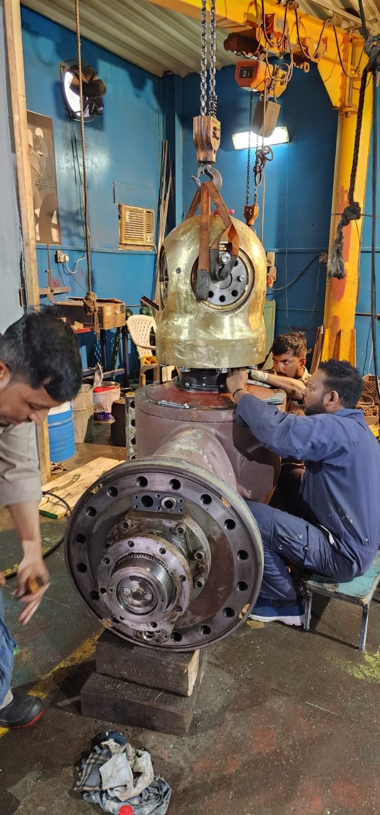 Thruster lifted on the crane during overhaul